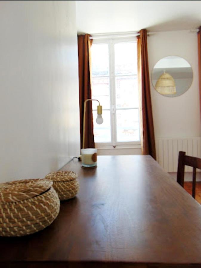 Appartement La petite Provence, hyper centre, Wifi à Dreux Extérieur photo